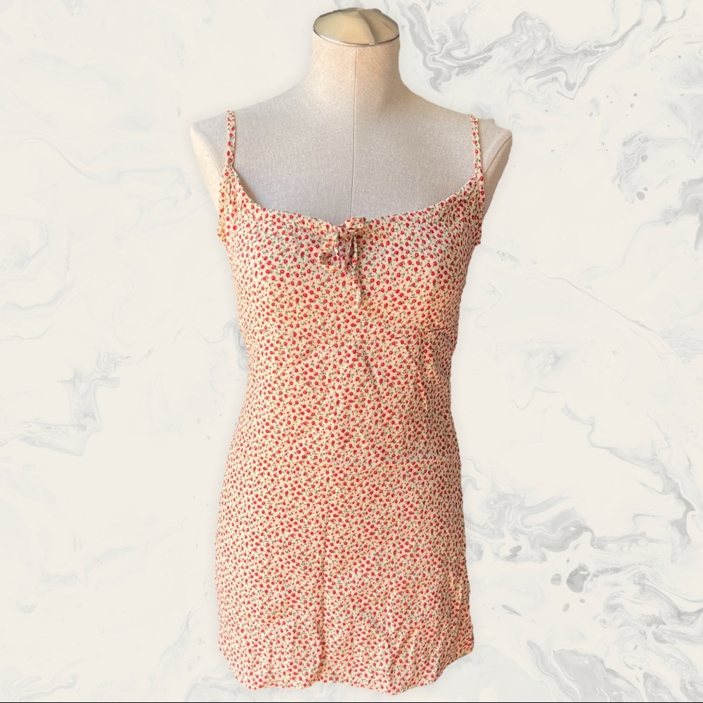 Brandy Melville Josefine Dress